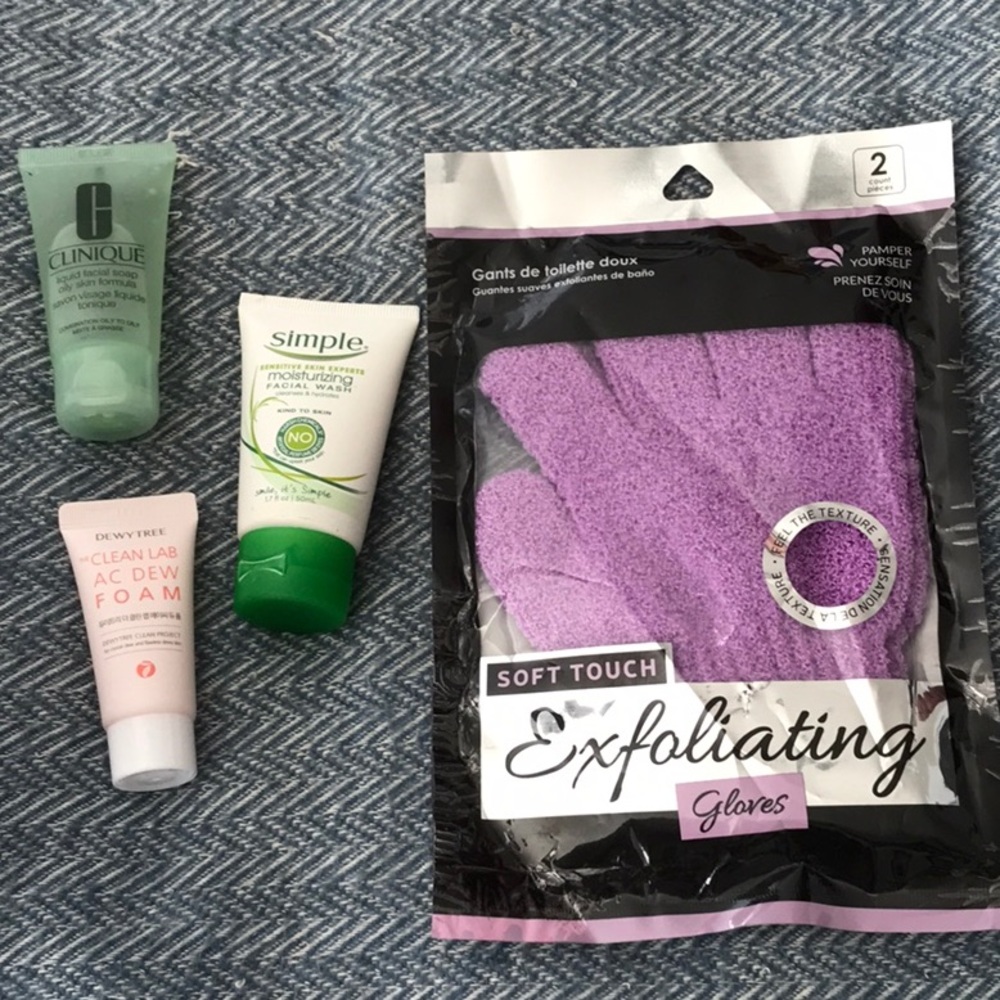 Clinique, Simple, Dewy sample face care bundle